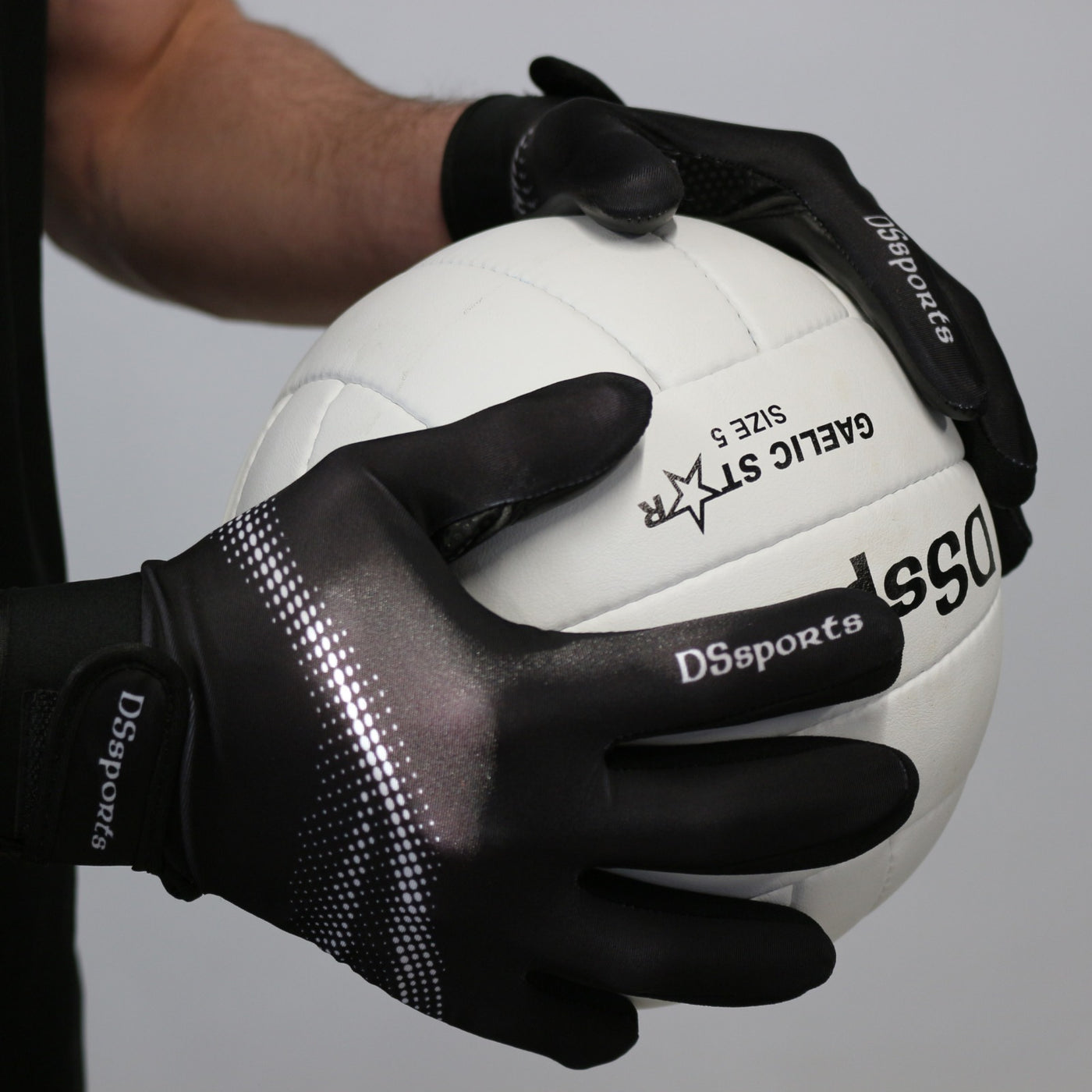 Black/White Gaelic Gloves